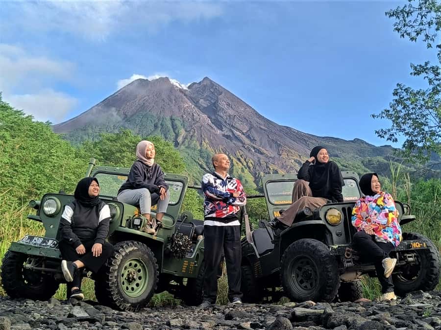 Yogyakarta: Mount Merapi and Pindul Cave Tubing Day Tour - Who should book this (and who should skip it)