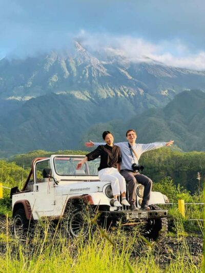 Yogyakarta: Mount Merapi Sunrise Jeep Tour - Yogyakarta hotel pickup and the easy start