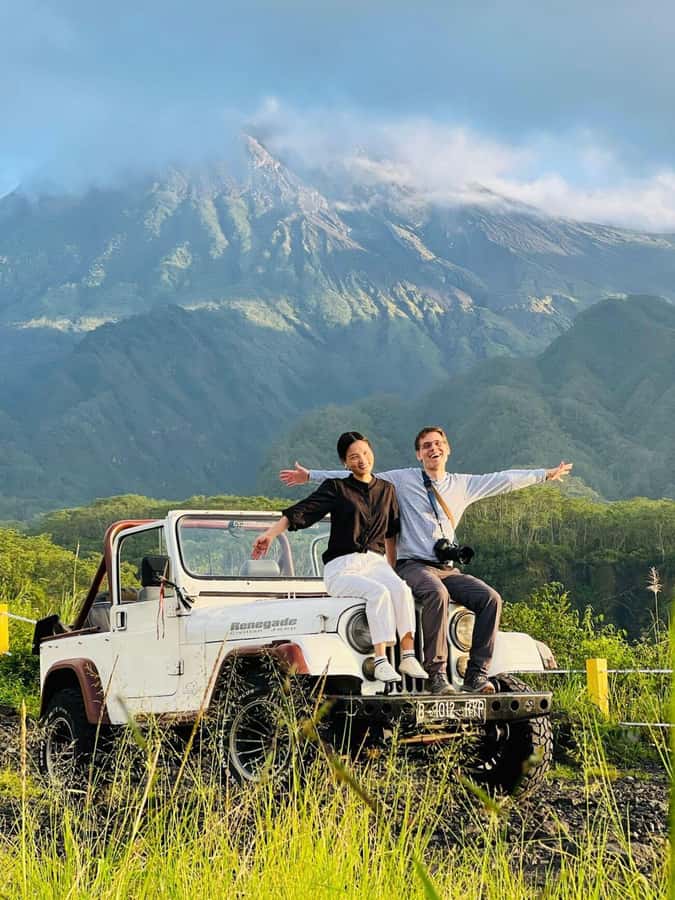 Yogyakarta: Mount Merapi Sunrise Jeep Tour - Yogyakarta hotel pickup and the easy start