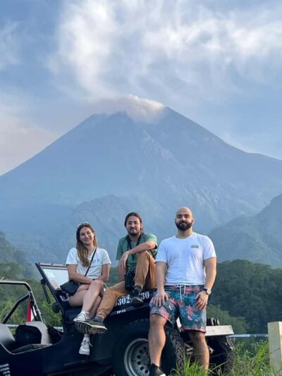 Yogyakarta: Mount Merapi Sunrise, Jomblang &Pindul Cave Tour - Morning pickup and the run to Mount Merapi