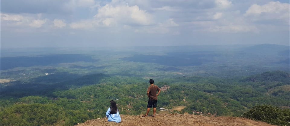 Yogyakarta: Nglanggeran ancient volcano & Pindul cave tour - Nglanggeran Volcano: The 30-Min Climb for Rice Field Views