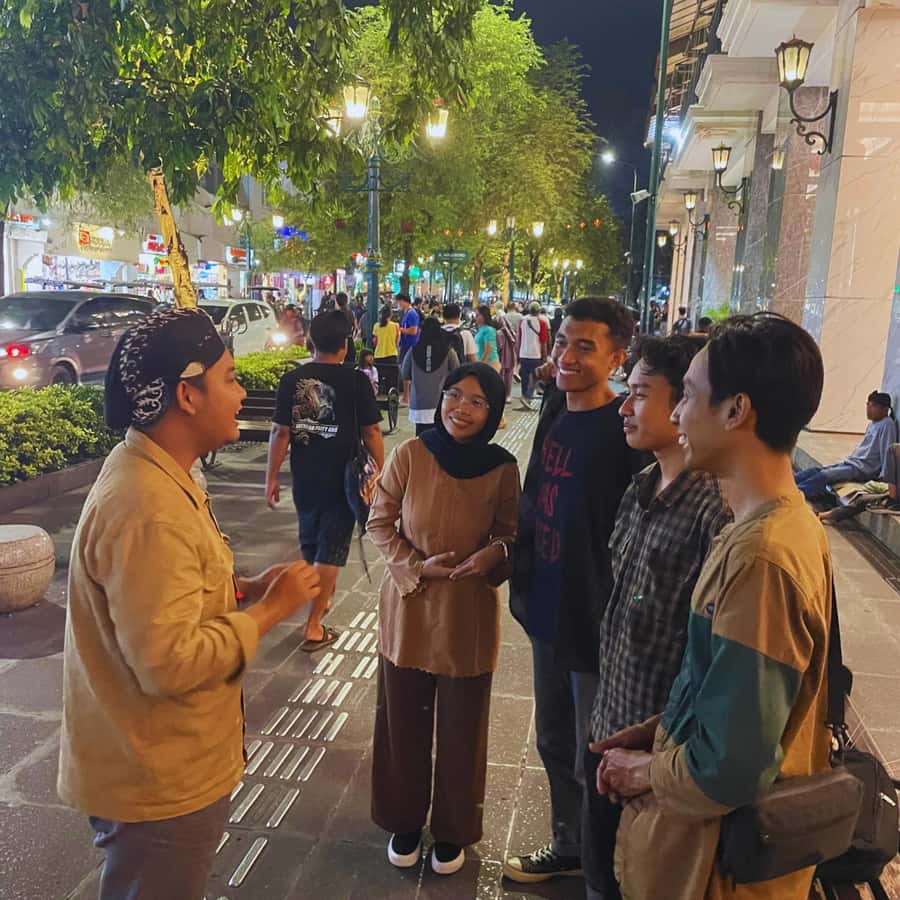 Yogyakarta: Night Walking & Street Food Tour - Key Things That Make This Tour Worth Your Night