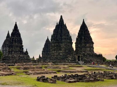 Yogyakarta: Prambanan Temple Afternoon Exploration - From your Yogyakarta hotel to the temple: simple and comfortable