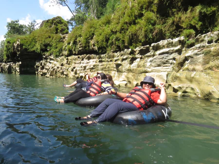 YOGYAKARTA - Prambanan Temple and Pindul Cave Adventure - The guides make the day feel smooth