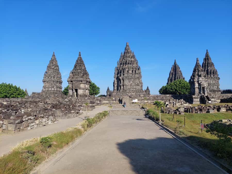 Yogyakarta: Prambanan Temple Morning Tour and Palace Tour - Morning Timing: The Real Reason This Tour Feels Worth It