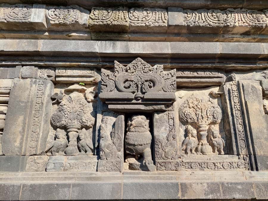 Yogyakarta: Prambanan Temple Morning Tour and Palace Tour - Price and Value: Is $59 a Good Deal?