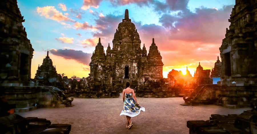 yogyakarta : prambanan temple sunset and ramayana ballet - Ramayana Ballet: When the Story Turns Into Stage Action