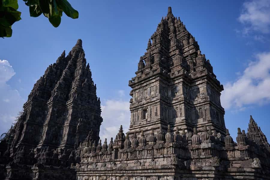 Yogyakarta: Prambanan Tour, Sukuh Temple & Tea Plantation - Key things to know before you go