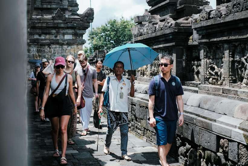 Yogyakarta: Setumbu Sunrise Borobudur Climb-up and Prambanan - The real pace of this day: long, early, and best with stamina