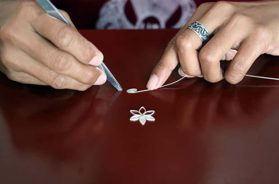 Yogyakarta: Silver Jewerly Traditional Making Workshop - Who should book this Yogyakarta silver jewelry workshop?