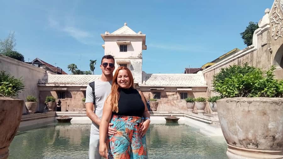 Yogyakarta: Sultan Palace, Water Castle & Mount Merapi Tour - Private guiding in Yogyakarta: where the day really gets personal
