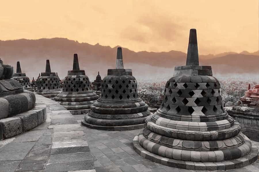 Yogyakarta: Sunrise setumbu, Borobudur and Prambanan Tour - Sunrise at Setumbu Hill: the morning work is worth it