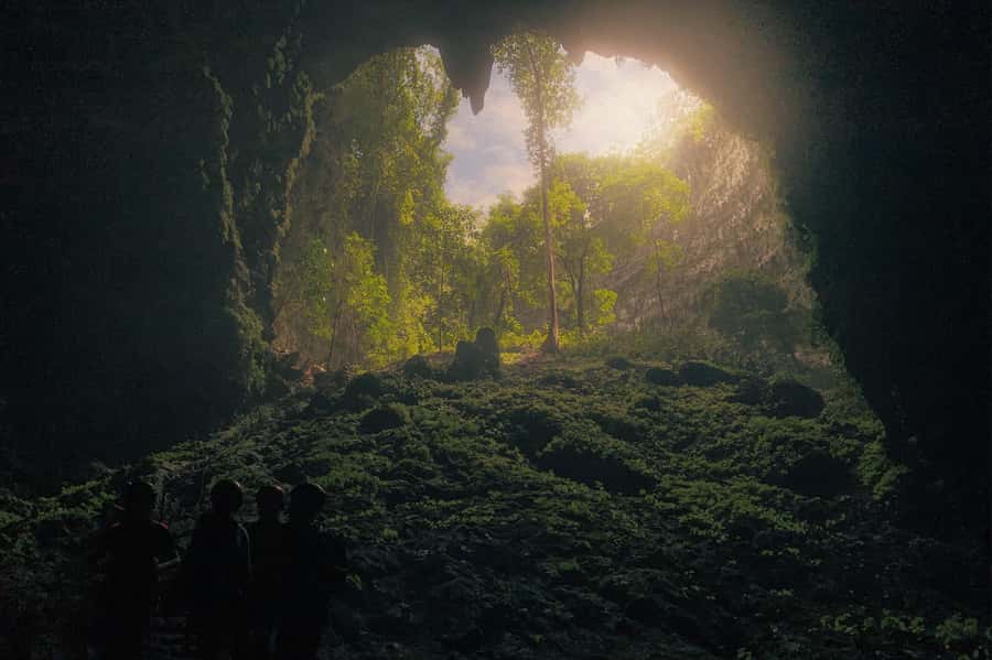Yogyakarta: The Jomblang Cave adventure all inclusive tour - Weather, timing, and when the cave looks its best