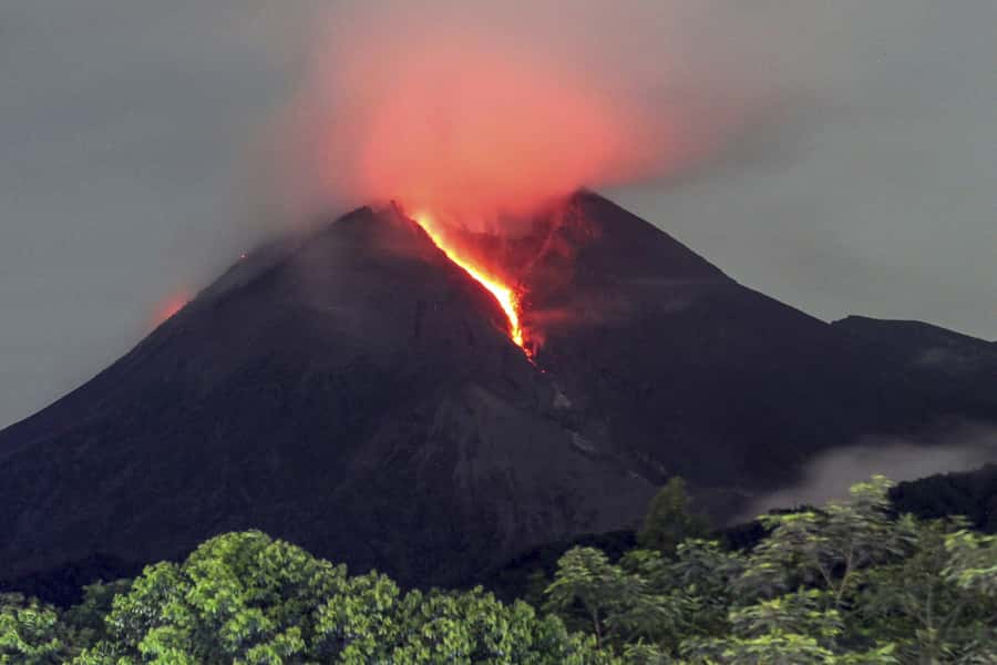Yogyakarta: Turgo Hill-Unrivaled Lava Views of Mount Merapi - Meet your guide: how Aan Tour Travel elevates the hike