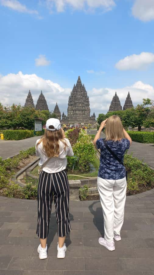 YOGYAKARTA VISIT PRAMBANAN TEMPLE SUNSET - Getting From Yogyakarta to Prambanan Without the Headache