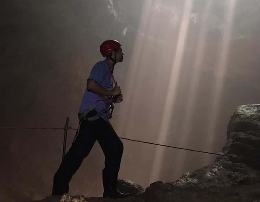 Yogyakarta's Hidden Gems: Jomblang Cave & Timang Beach Tour - Key things you’ll notice on this Jomblang and Timang day trip